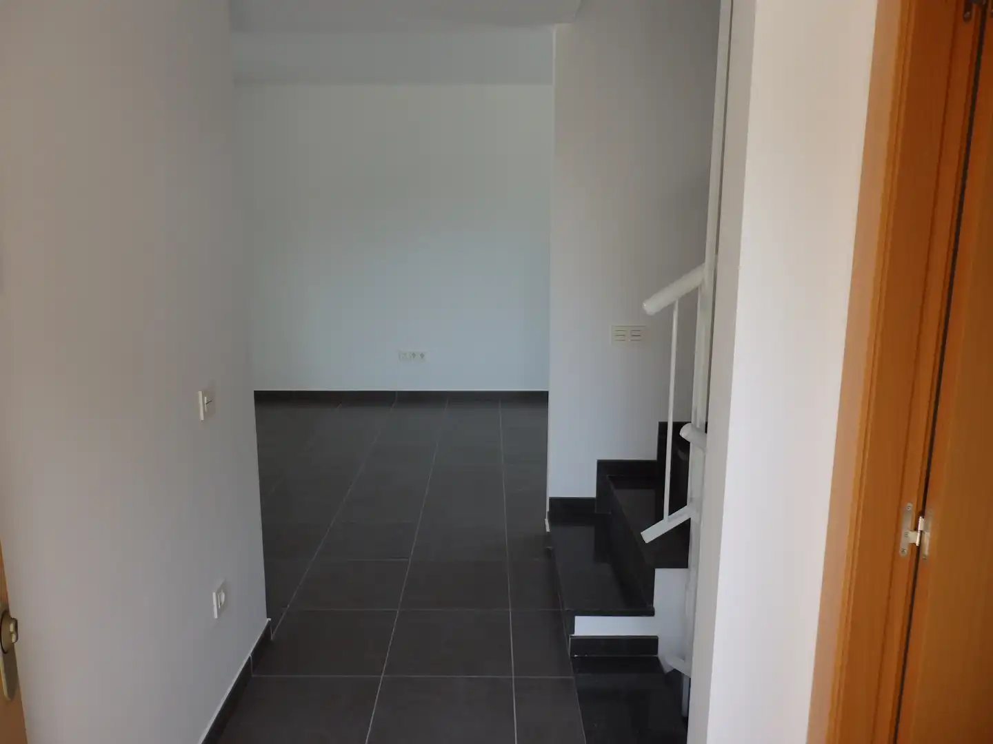 Einfamilien-Reihenhaus zum Verkauf in Mont-roig del Camp mit Klimaanlage, Privatgarten und Terrasse