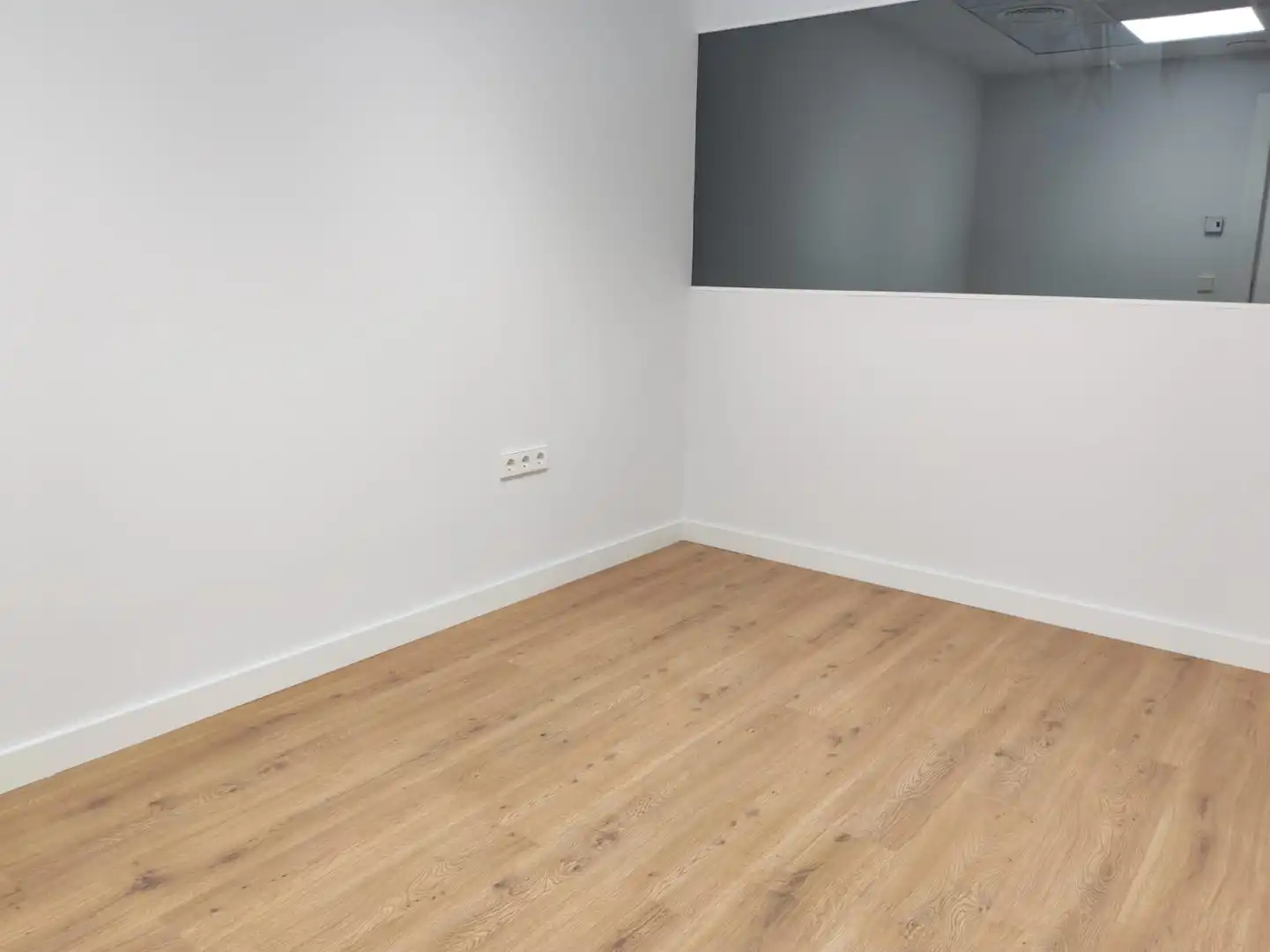 Office for rent in Murcia  with Air Conditioner and Furnished