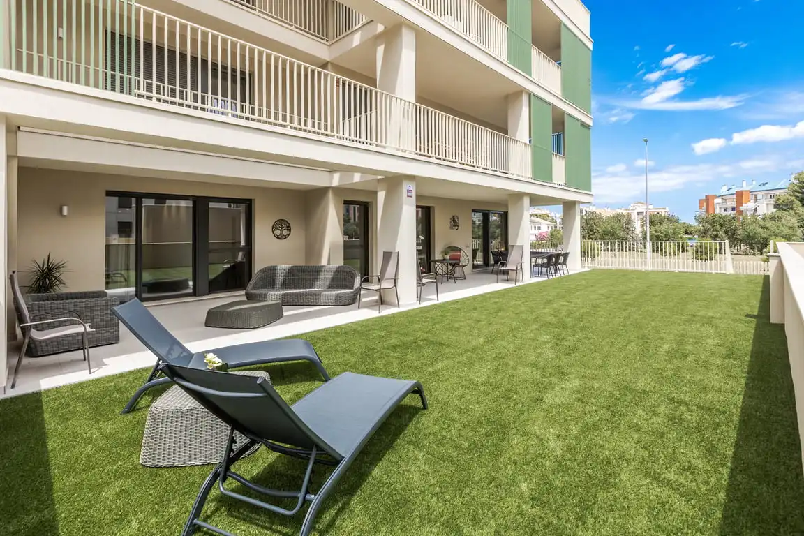 Terraza de Apartamento de alquiler en Dénia con Aire acondicionado, Jardín privado y Terraza
