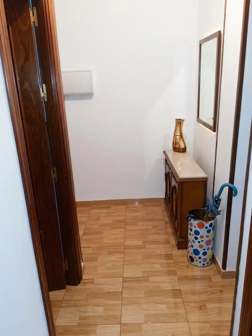 Flat for rent in Granada  with Air Conditioner, Heating and Furnished