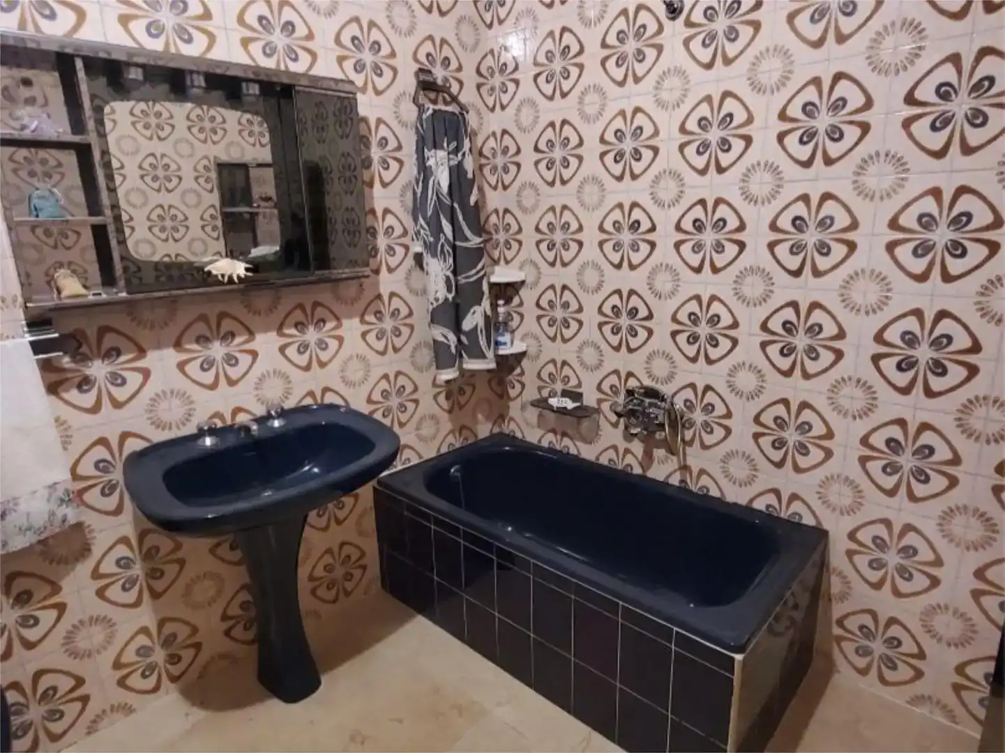 Bany de Pis en venda en Los Navalucillos amb Moblat i Balcó