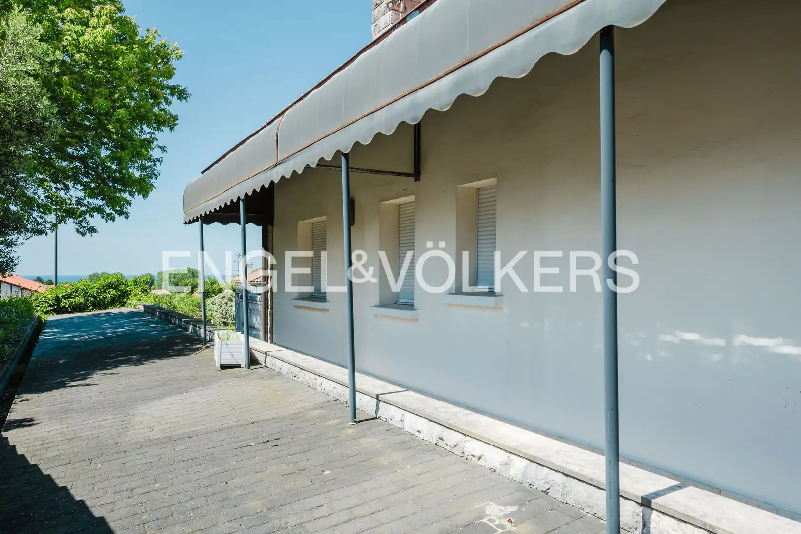 Terraza de Finca rústica en venta en Hendaye con Aire acondicionado, Calefacción y Jardín privado