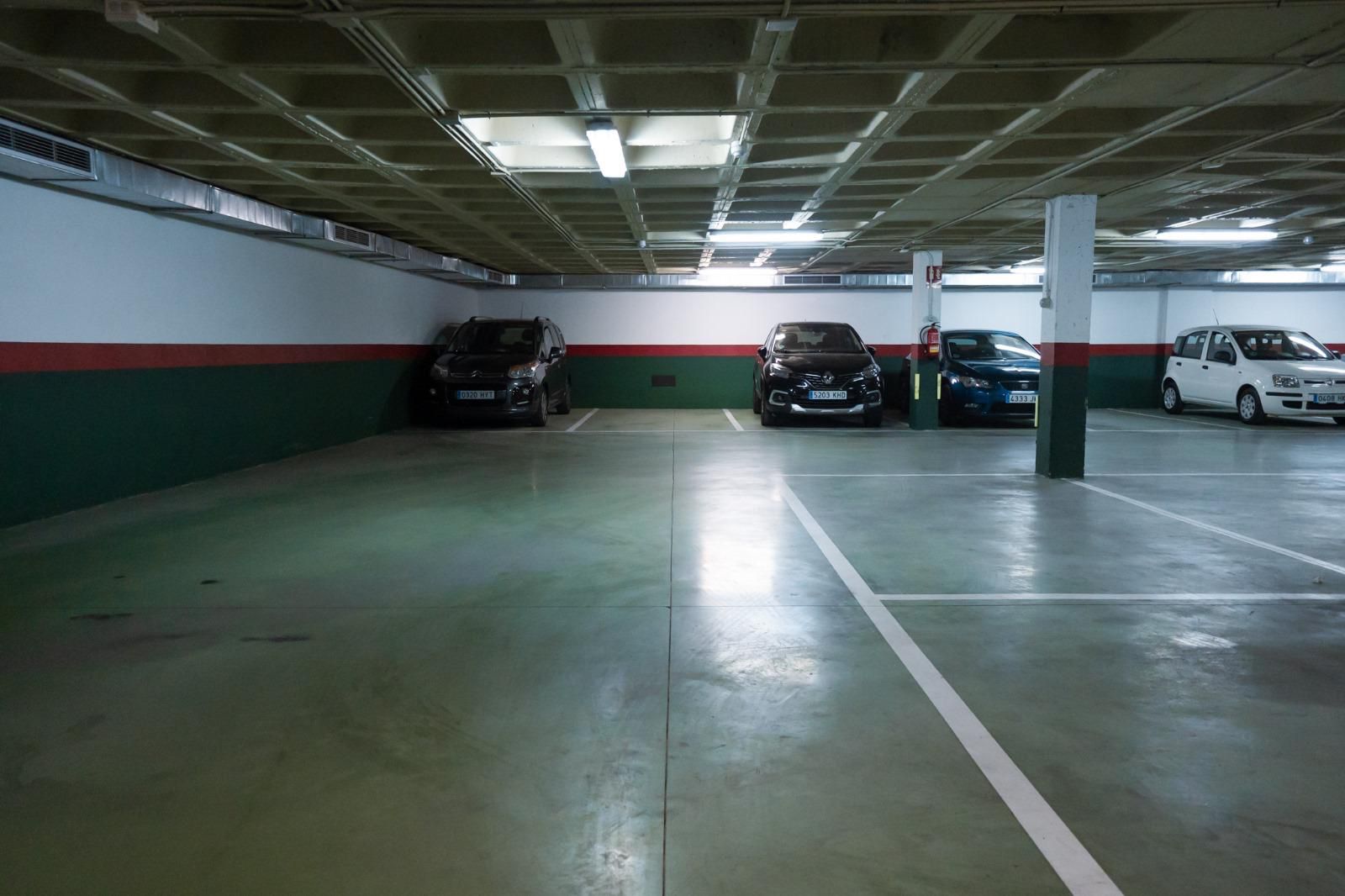 Parking of Garage for sale in  Madrid Capital