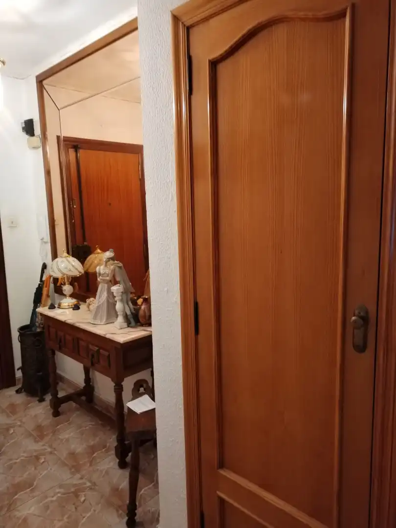 Bedroom of Flat for sale in Valencia  with Furnished and Balcony