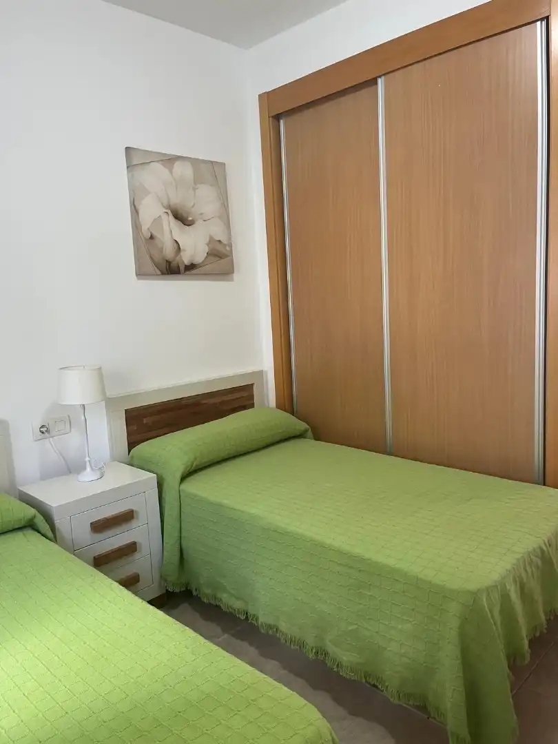 Habitación de Apartamento de alquiler en Casares con Aire acondicionado, Terraza y Amueblado