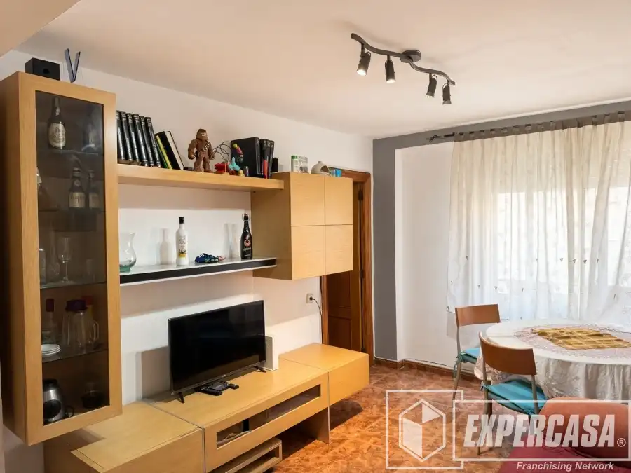 Flat for sale in Pobles de l'Oest