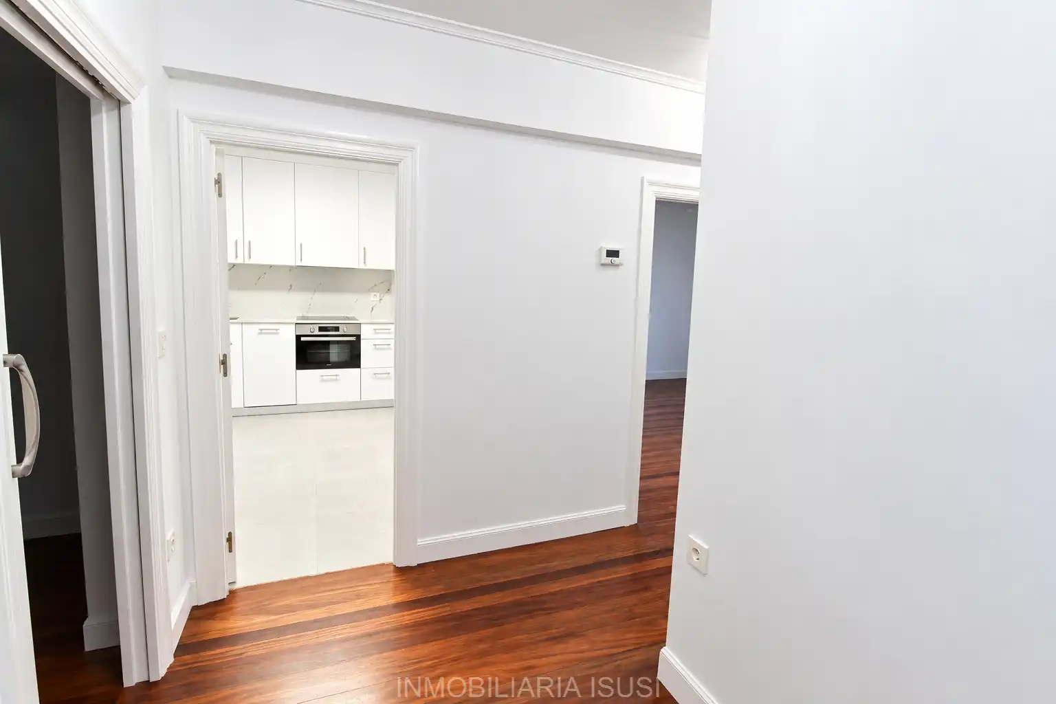Flat with terrace for sale in Doctor Fleming Kalea, imagen 4