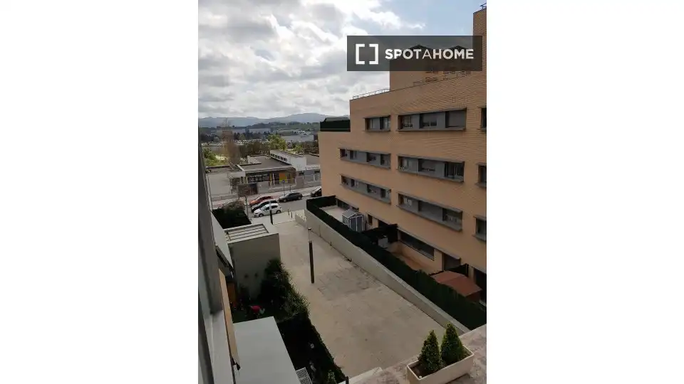 Exterior view of Flat for share in Parets del Vallès  with Air Conditioner, Heating and Furnished