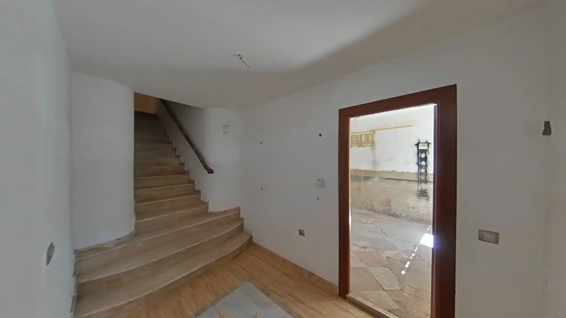 Casa adosada en venta en Marmolejo, Jaén