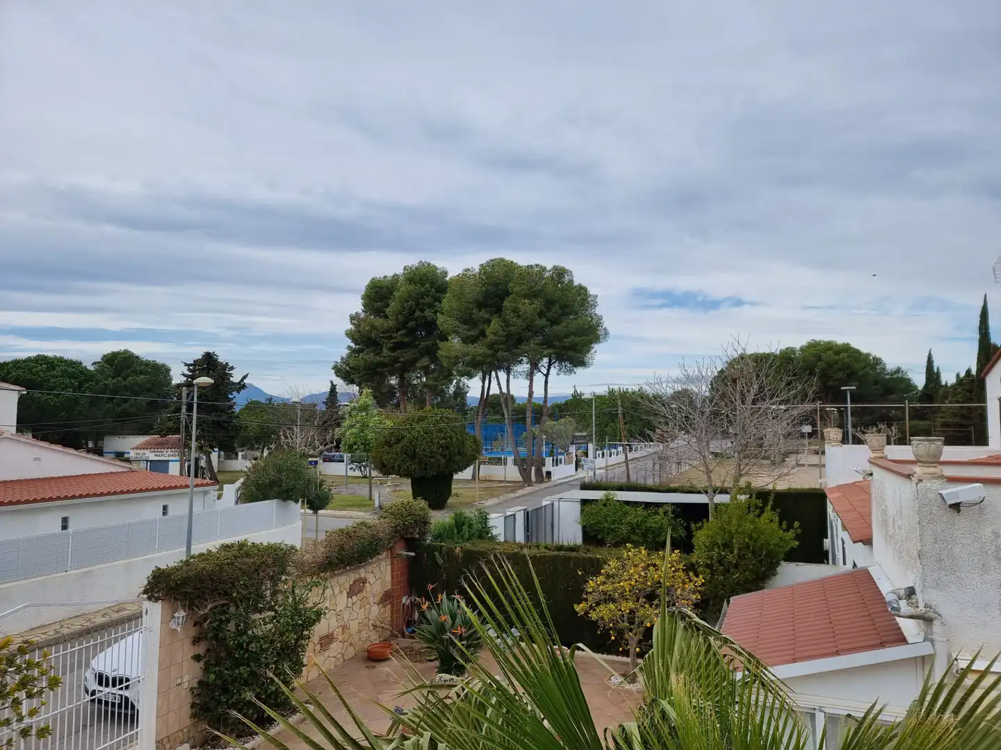 Vista exterior de Casa o xalet en venda en Cambrils amb Aire condicionat, Calefacció i Jardí privat