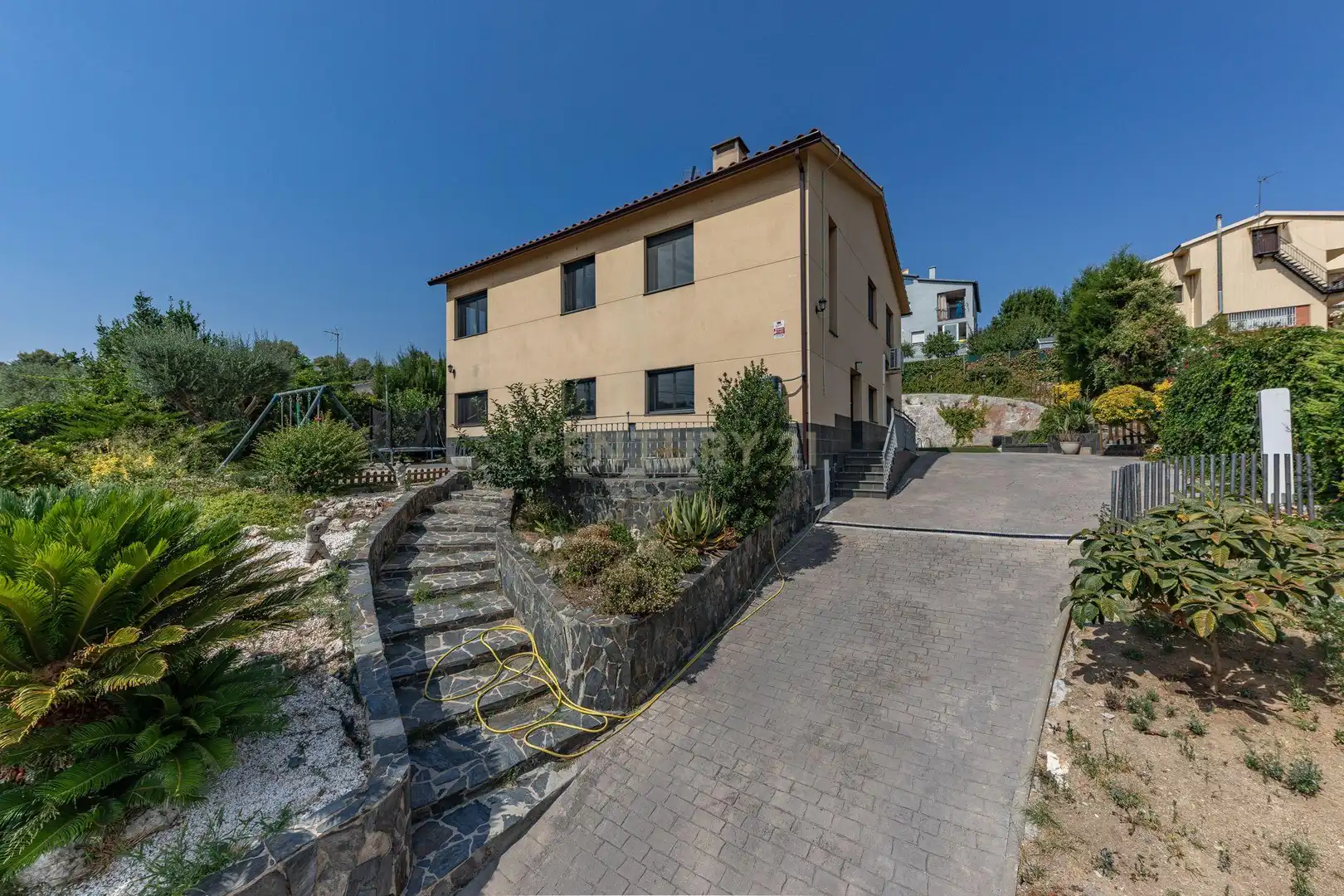 Vista exterior de Casa o xalet en venda en Lliçà d'Amunt amb Aire condicionat, Piscina i Alarma