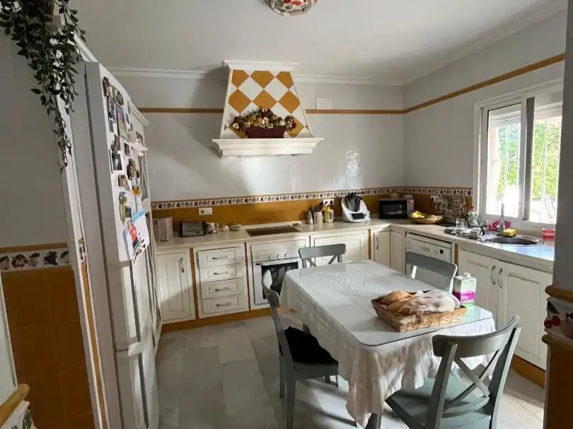 Chalet con piscina en venta en Calle Miguel de Cervantes 13, imagen 27