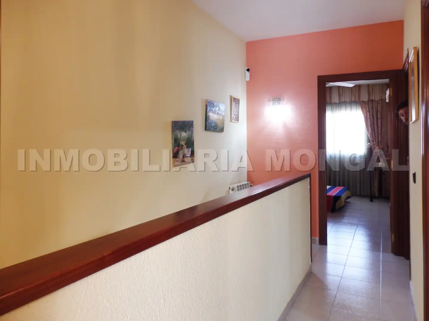 Casa a schiera con terrazza in vendita a Carrer de l'Abat Escarré, imagen 35