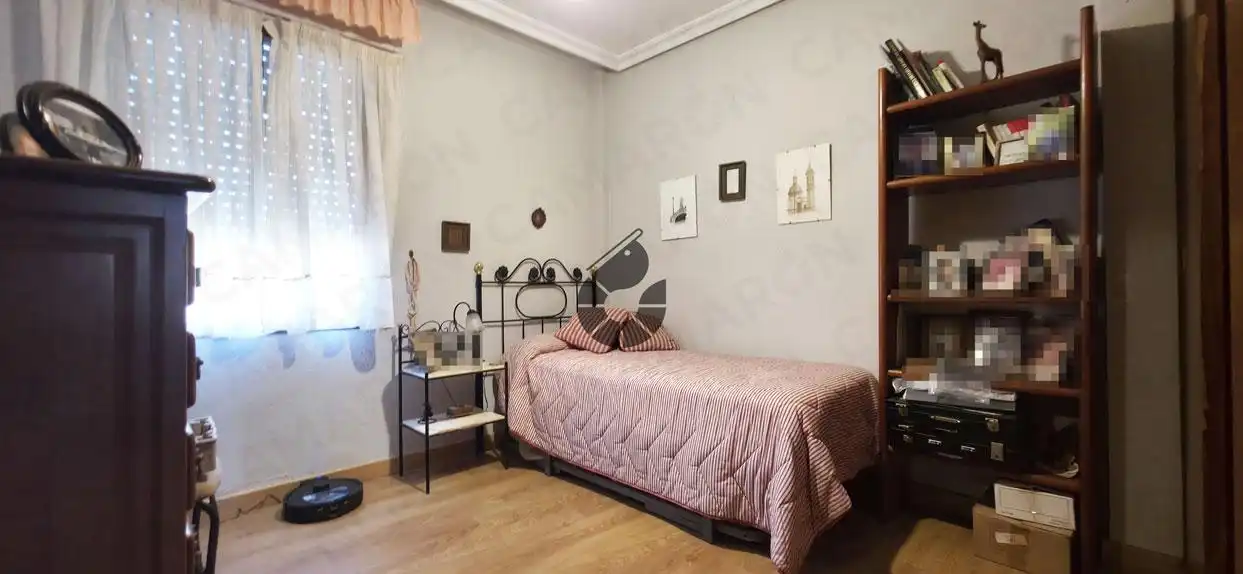 Habitación de Casa o chalet en venta en Palomares del Río con Aire acondicionado, Jardín privado y Piscina