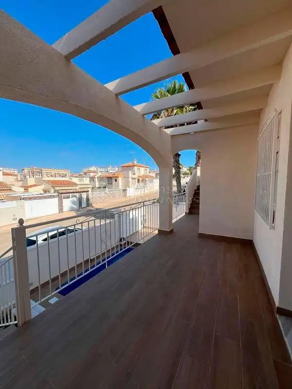 Villa avec terrasse à vendre à Playa de los Locos, imagen 34