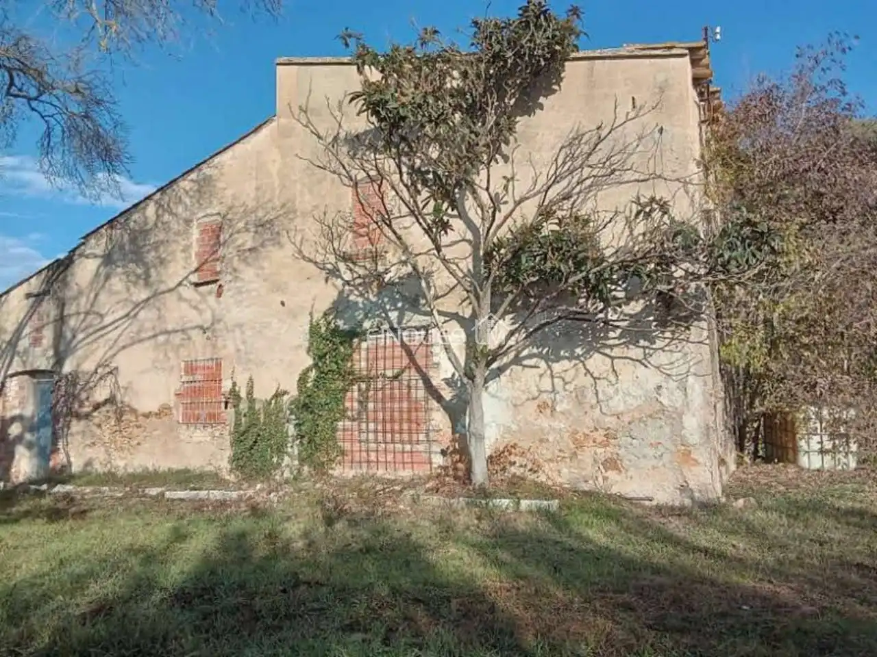 Vista exterior de Finca rústica en venda en Tordera amb Jardí privat