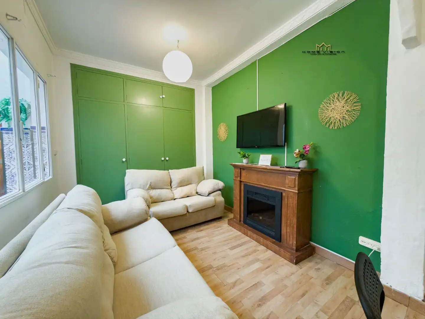 Living room of Houses for sale in Jerez de la Frontera  with Air Conditioner, Parquet flooring and Oven