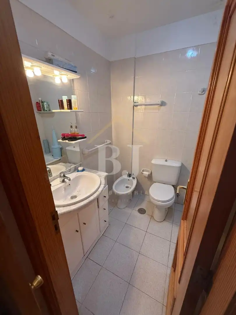 Baño de Apartamento en venta en Arona con Terraza, Trastero y Amueblado