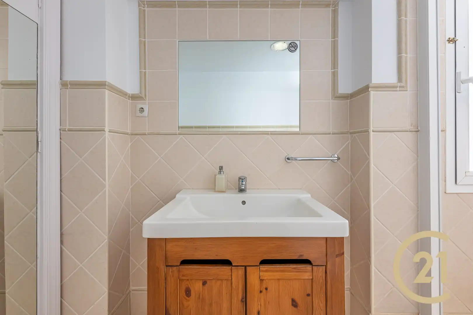 Baño de Ático en venta en Marbella con Aire acondicionado, Terraza y Internet