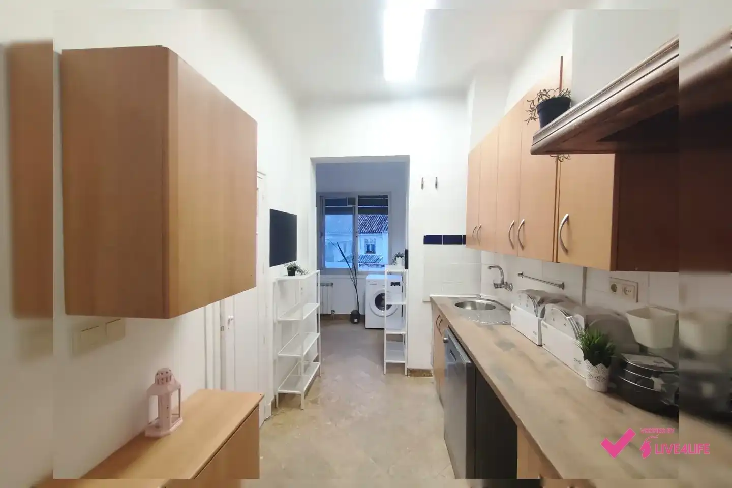Kitchen of Ground floor for share in Granada  with Heating, Terrace and Storage room