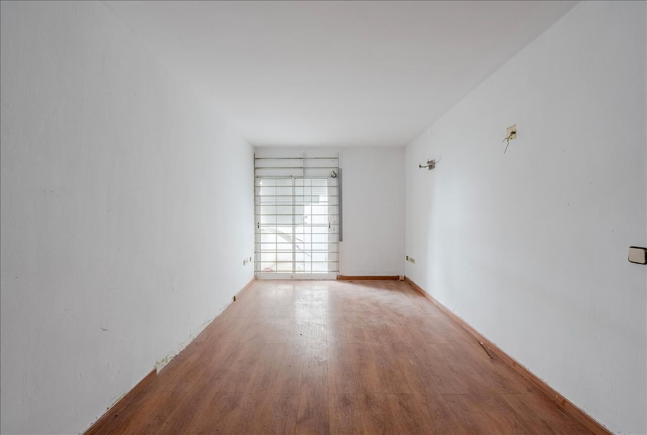 Pis en venda en Sant Feliu de Llobregat amb Terrassa i Alarma