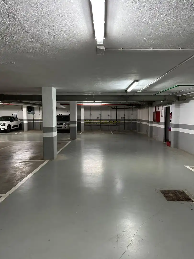 Einzelparkplatz zum Verkauf in Avenida DR JORGE COMIN, imagen 10
