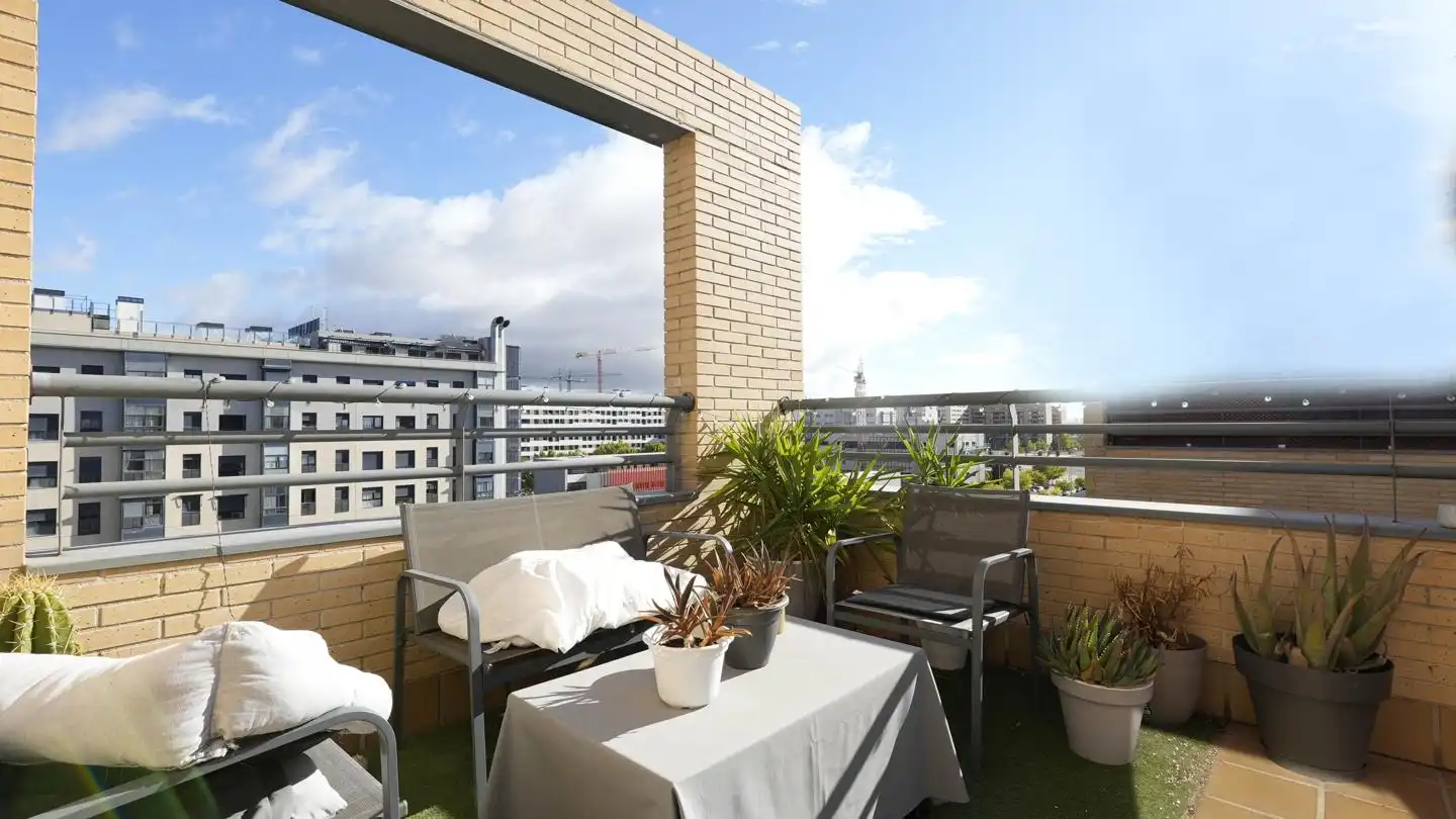 Terraza de Ático en venta en Madrid con Calefacción, Terraza y Trastero