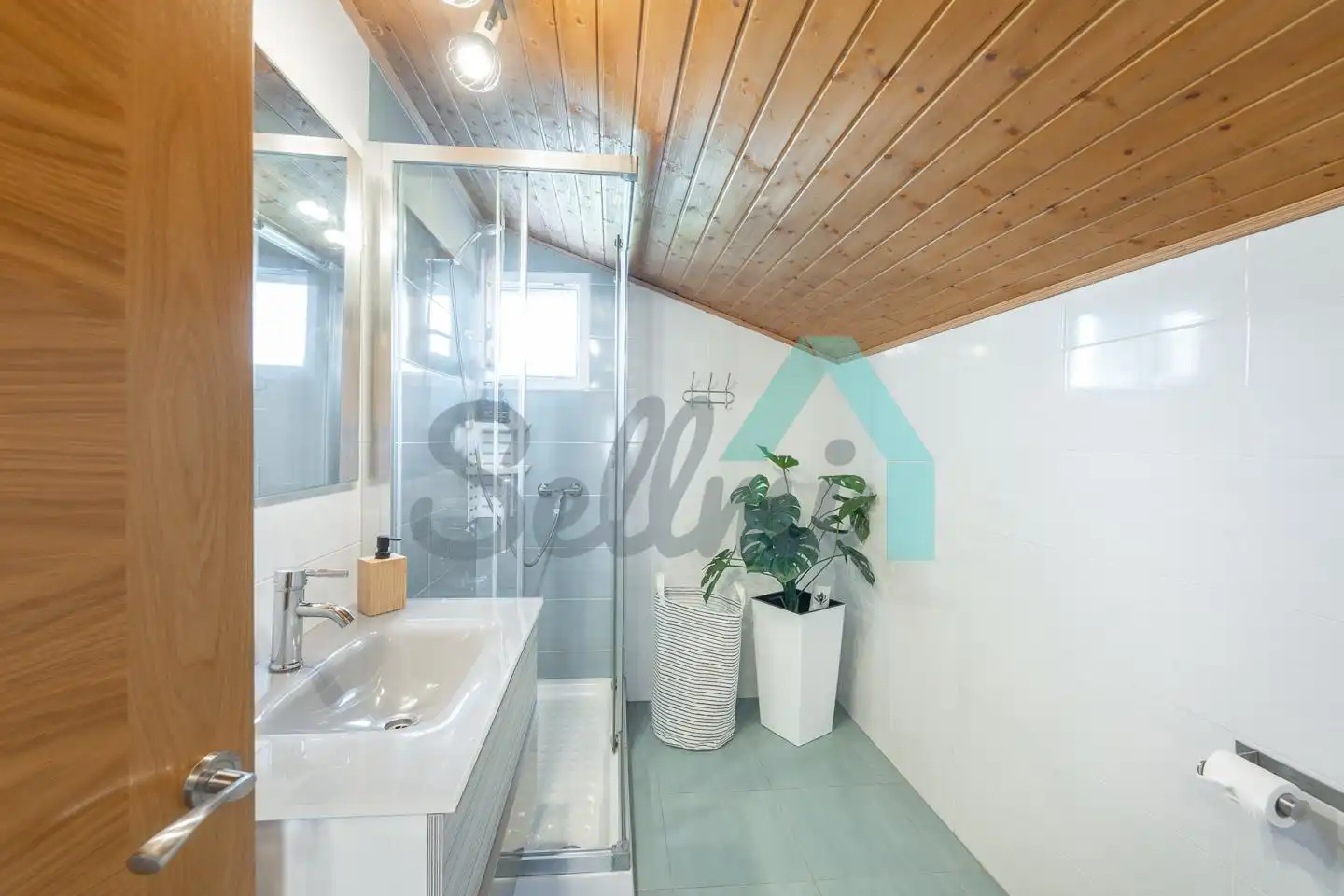 Baño de Casa o chalet de alquiler en Valdés - Luarca con Jardín privado, Terraza y Amueblado