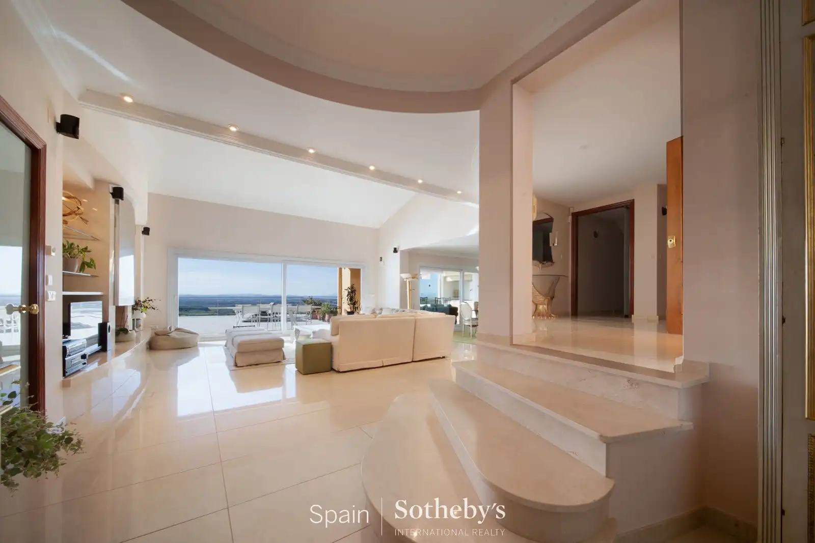 House with pool for sale in Carrer Anglaterra, imagen 19