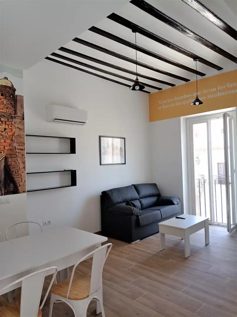 Wohnzimmer von Wohnung zur Miete in Cádiz mit Klimaanlage, Möbliert und Ofen