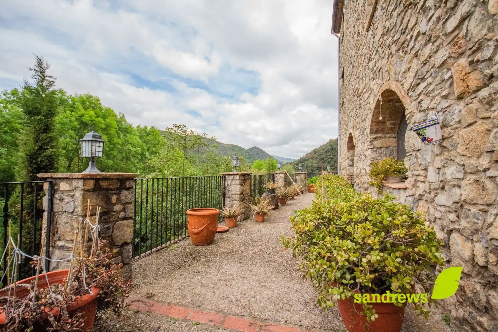 Casa rústica amb jardí en venda a La Vall de Bianya, imagen 12