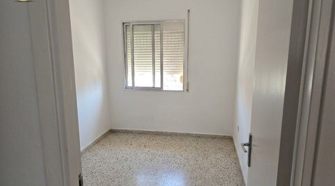 Foto 4 de Piso en venta en Avenida de la Paz, La Oliva, Sevilla Capital