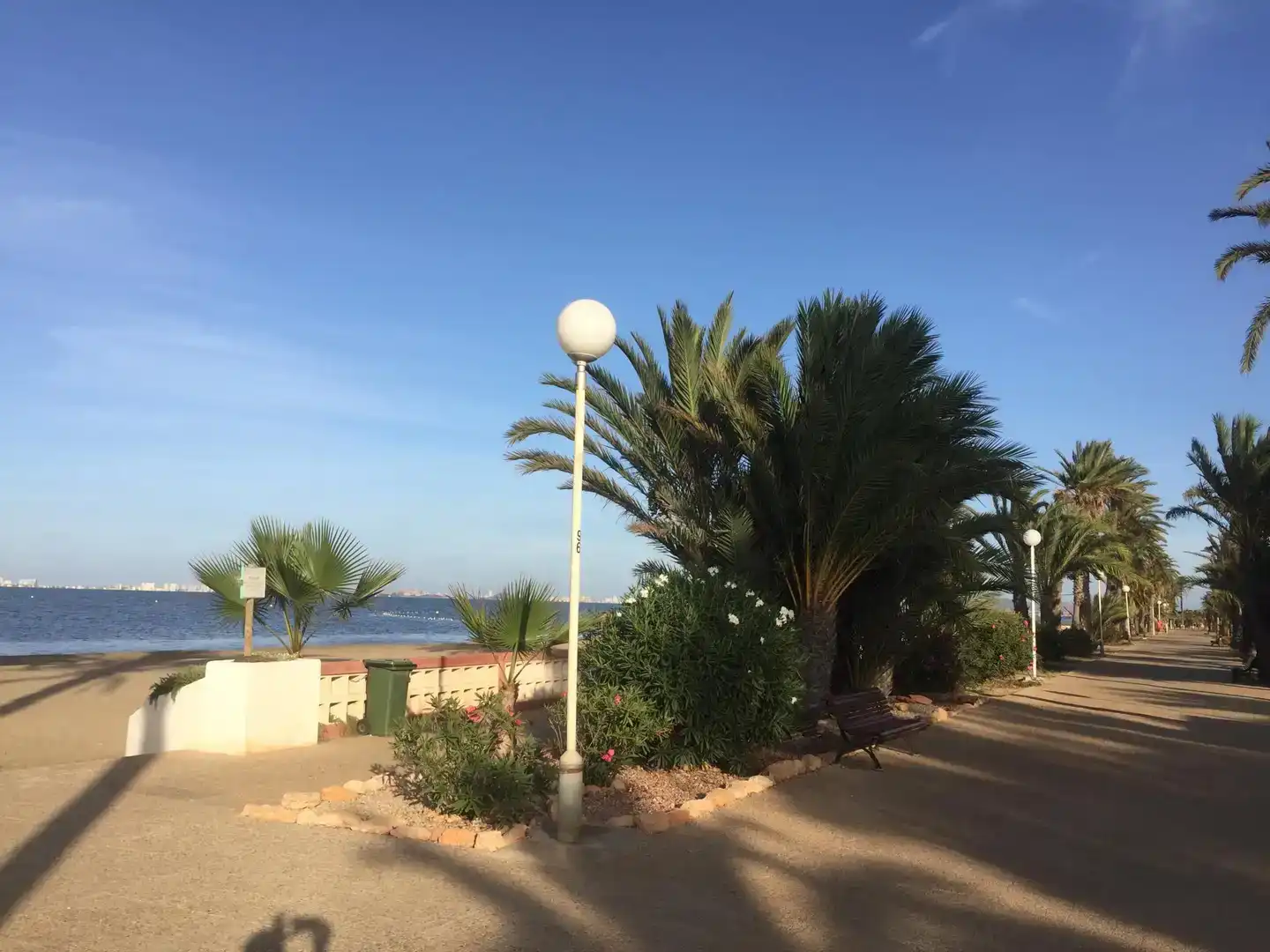 Vista exterior de Apartament en venda en Cartagena amb Aire condicionat, Piscina i Moblat