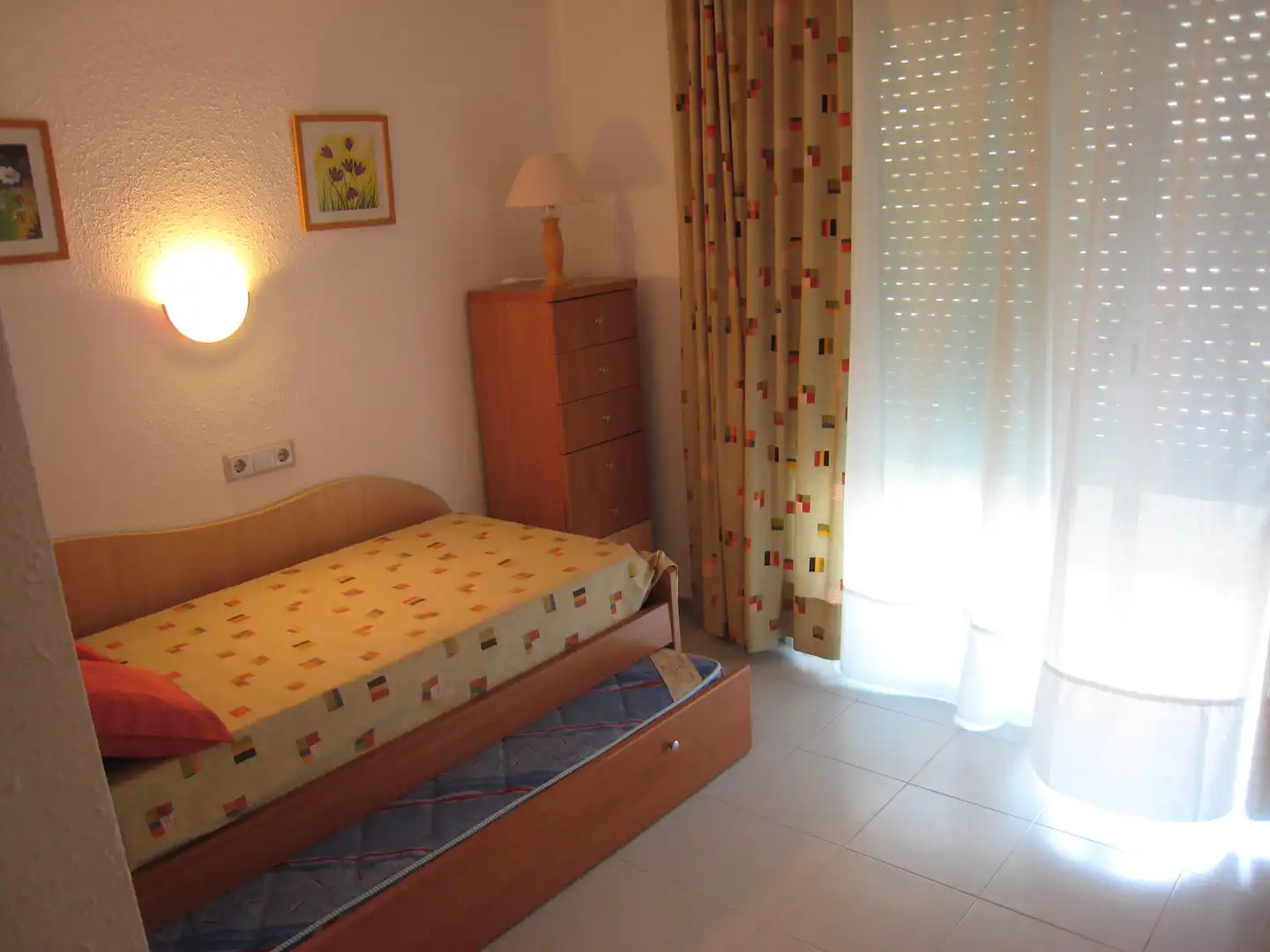 Schlafzimmer von Wohnung zum Verkauf in L'Estartit mit Klimaanlage, Privatgarten und Terrasse