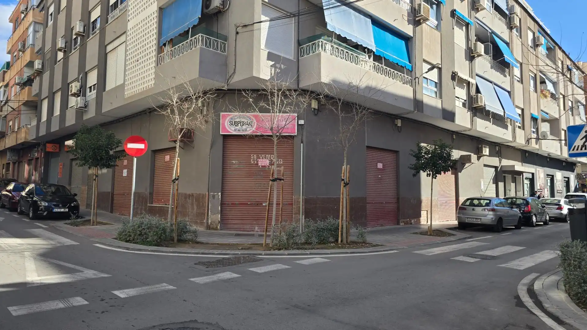 Vista exterior de Local en venta en Elda con Aire acondicionado