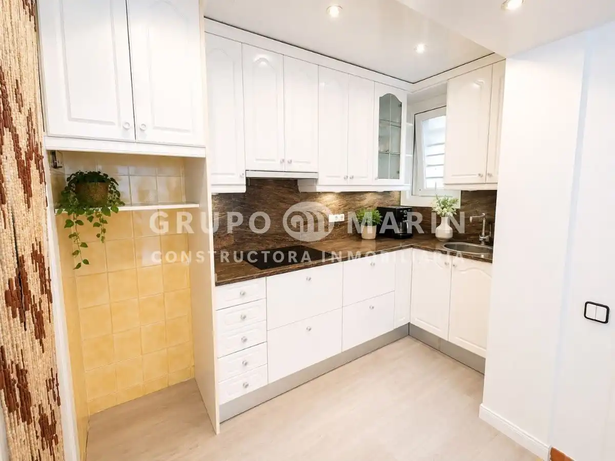 Cocina de Piso en venta en Pineda de Mar con Terraza