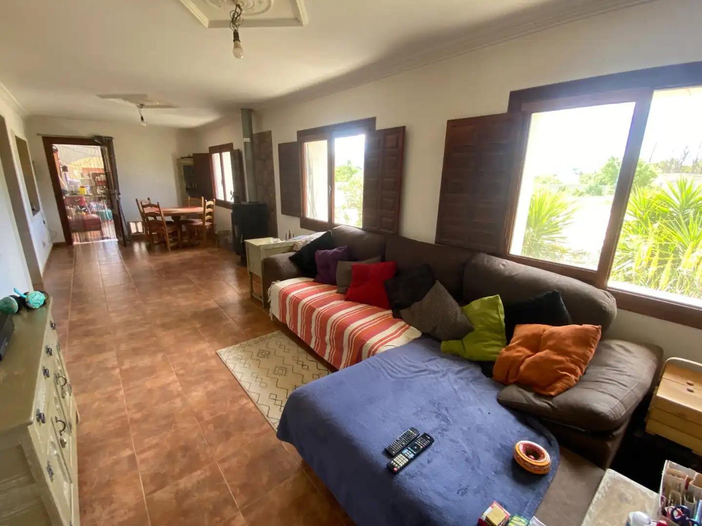 Sala de estar de Finca rústica en venta en Sax con Aire acondicionado, Calefacción y Jardín privado