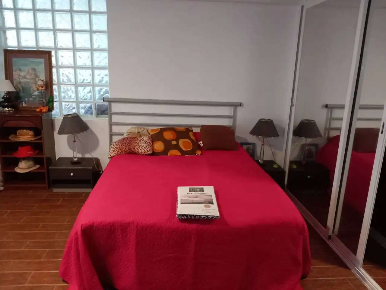 Dormitori de Casa o xalet en venda en Alcalá de Guadaira amb Aire condicionat, Calefacció i Jardí privat