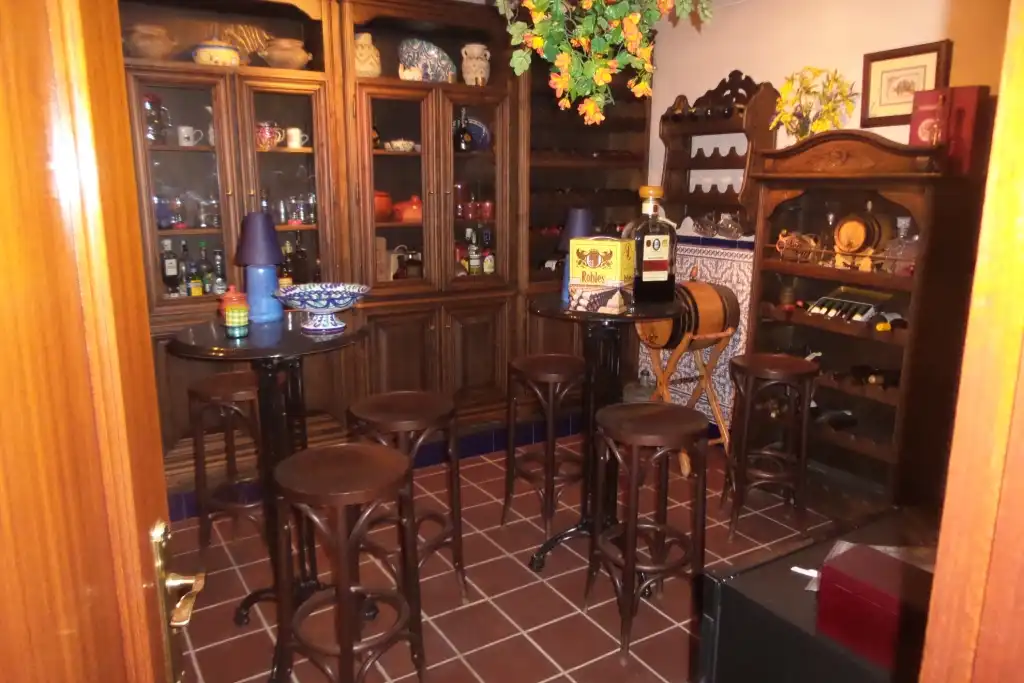 Casa o xalet en venda en Alhaurín de la Torre amb Aire condicionat, Jardí privat i Piscina
