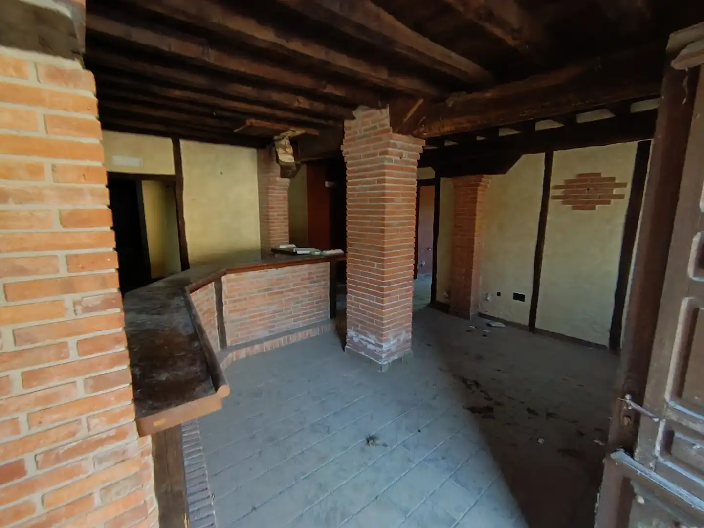 Buildings for sale in Molledo