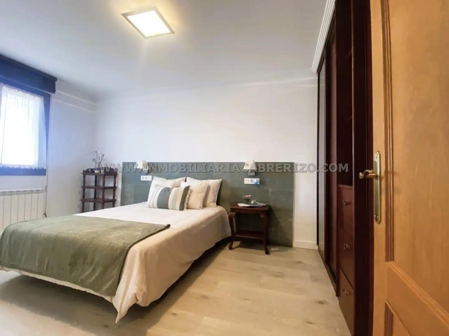 Habitación de Casa o chalet en venta en Olóriz / Oloritz con Aire acondicionado, Calefacción y Jardín privado
