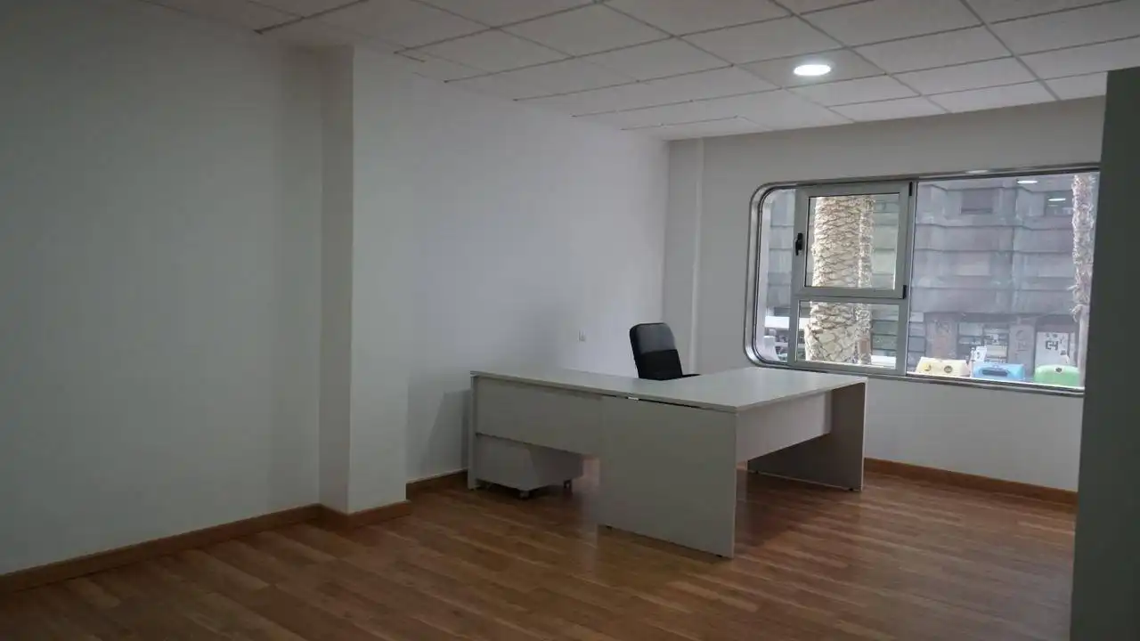 Ufficio in affitto a Avenida de José Mesa y López 59, imagen 9