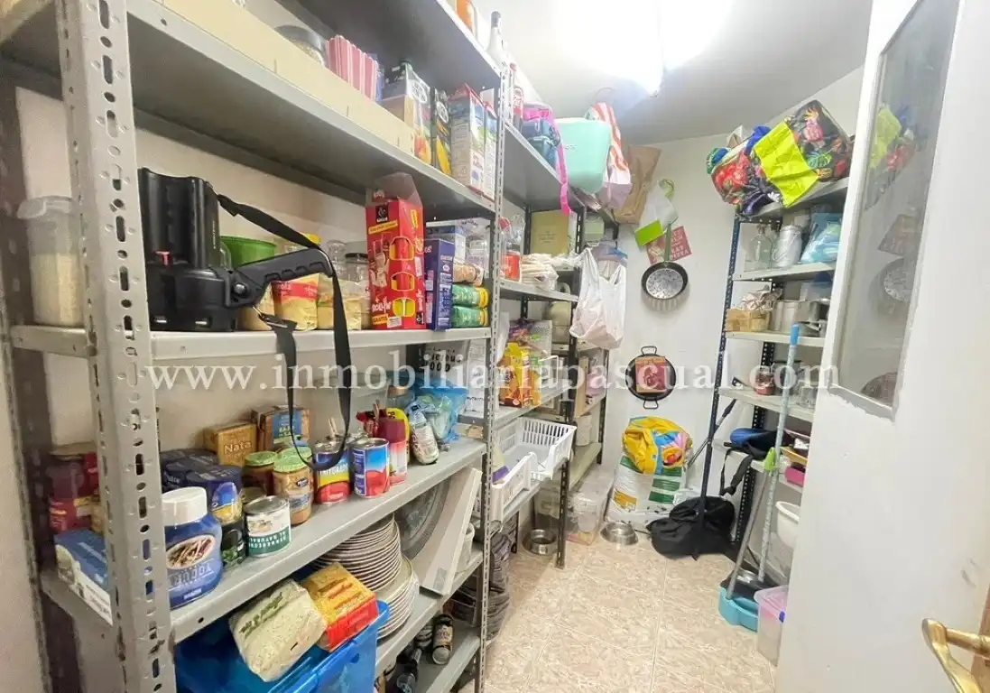Cuina de Casa o xalet en venda en Beniarrés amb Aire condicionat, Terrassa i Traster