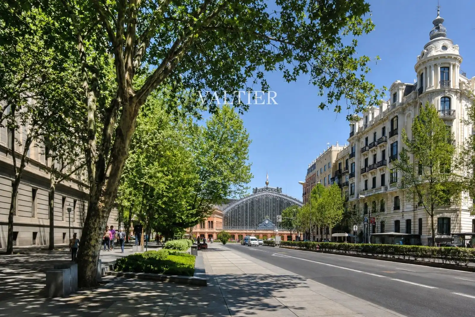 Exterior view of Flat for rent in Madrid  with Air Conditioner, Terrace and Furnished