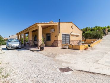 Villa avec piscine à vendre à Pliego