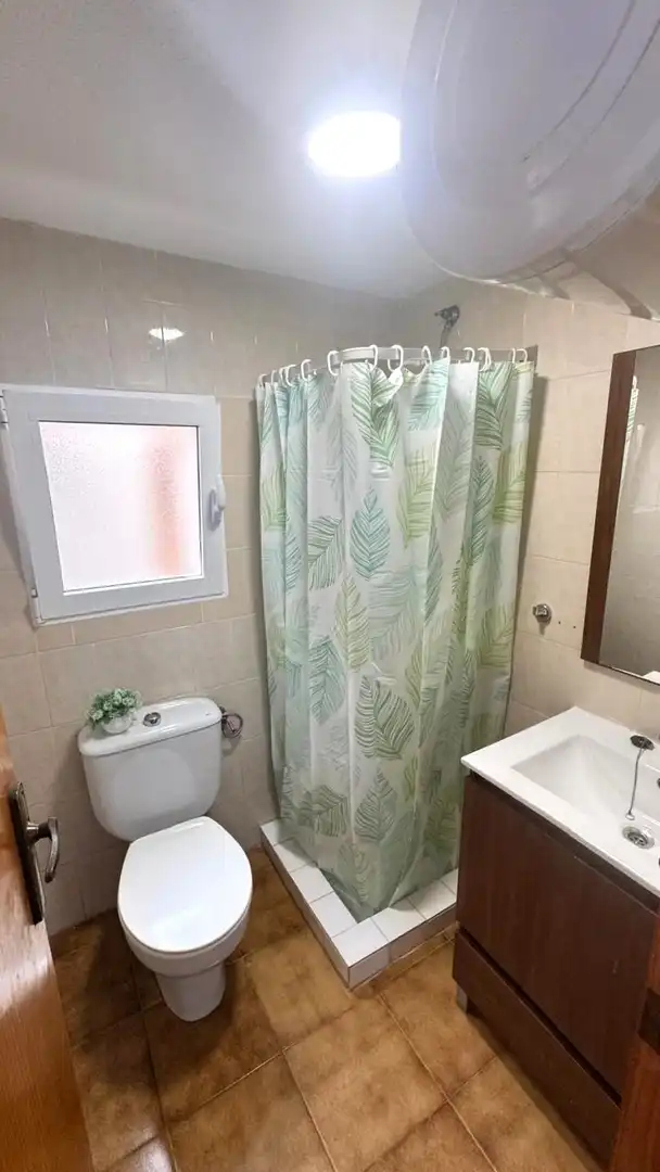Bany de Casa adosada en venda en Orihuela amb Jardí privat, Terrassa i Traster