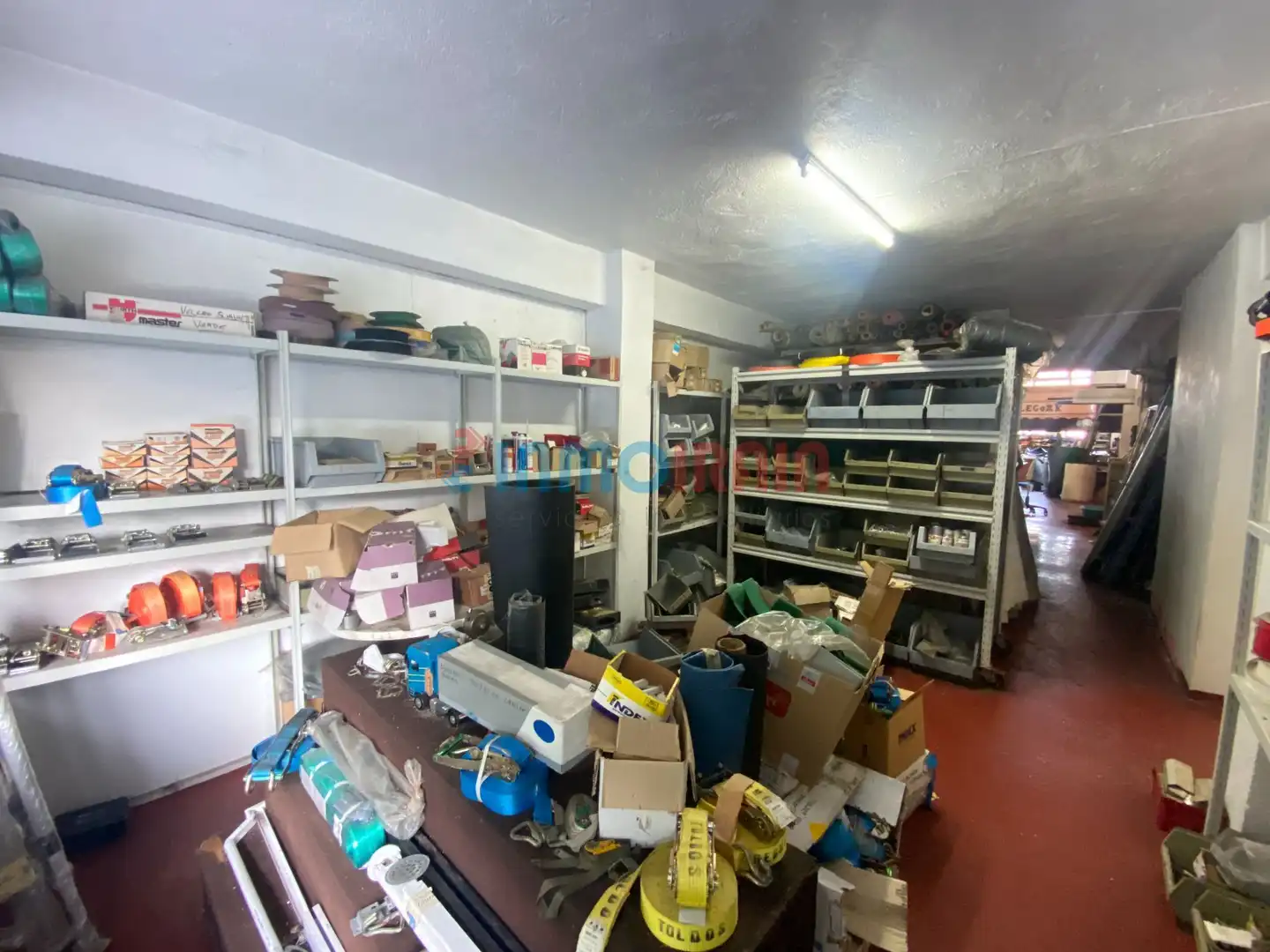 Industrial buildings for rent in Olaberria