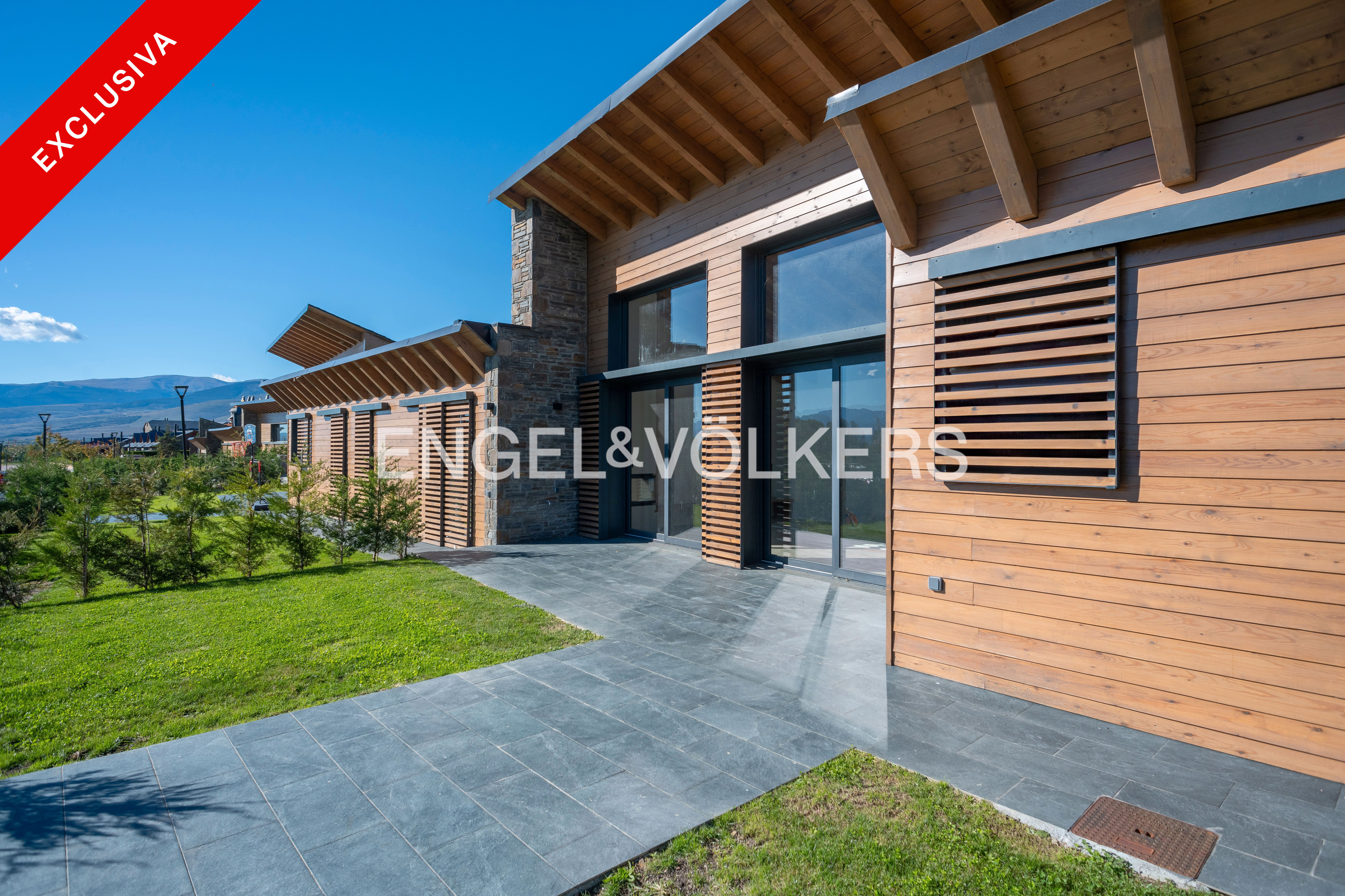 Single-family semi-detached for sale in Carrer Puigcerdà, 13, Puigcerdà
