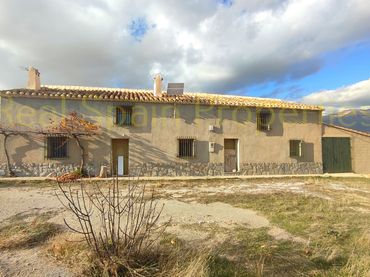 Casa rústica en venta en Vélez-Rubio