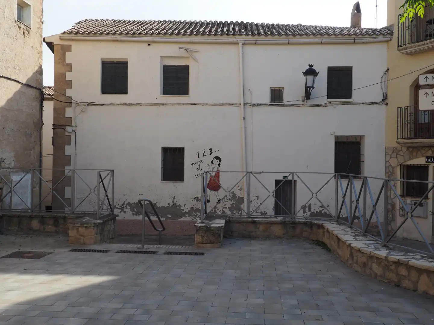 Außenansicht von Haus oder Chalet zum Verkauf in Riba-roja d'Ebre mit Möbliert